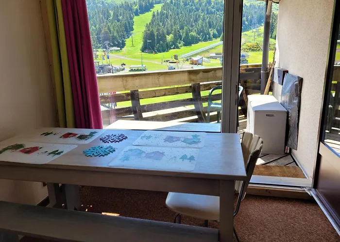 Apartment Le Lioran Vue Face A La Montagne Au Pied Des Pistes